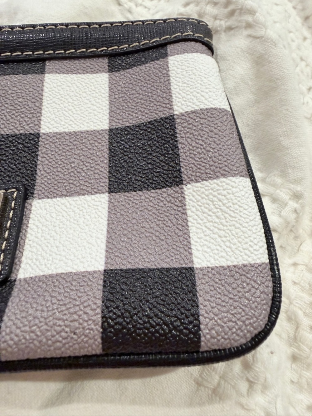 NWOT Dooney & Bourke Black, White and Gray Gingham Check Wristlet - Picture 6 of 16